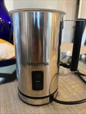 Gourmia Stainless Steel Milk Frother - Silver